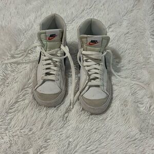 Nike blazer mid boys shoes